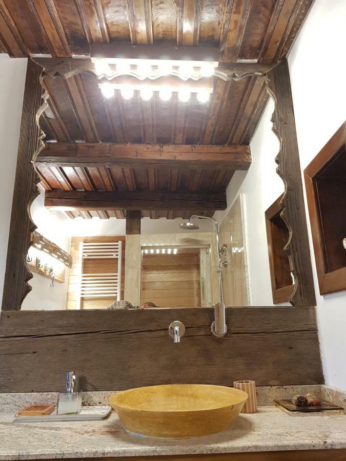 Ninga Rai Villa Poienile Izei Exterior photo